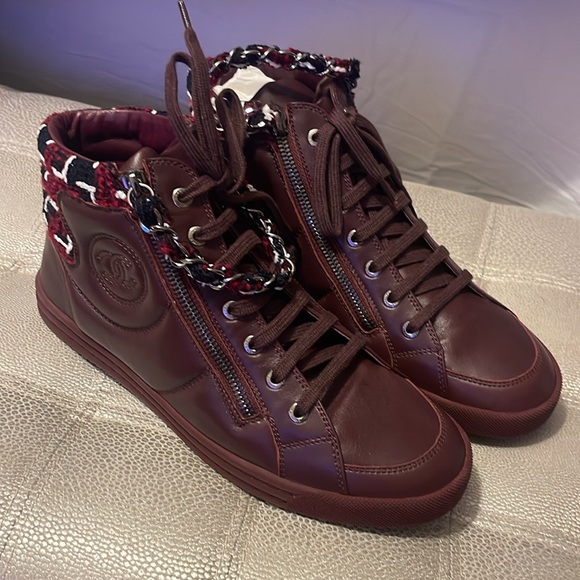 Chanel high top with chain. - Picture 2 of 5